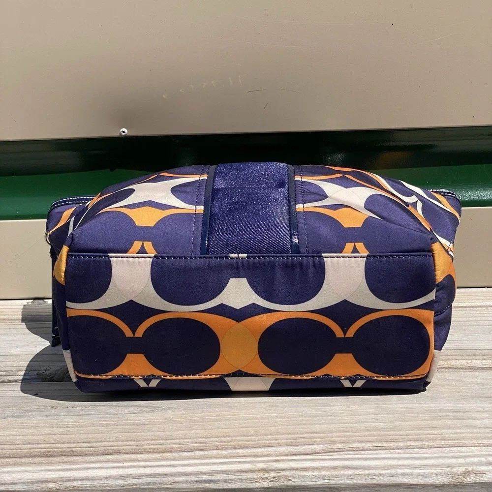Coach Signature Stripe Linear Signature Tote Navy Multi Patent Trim F23908